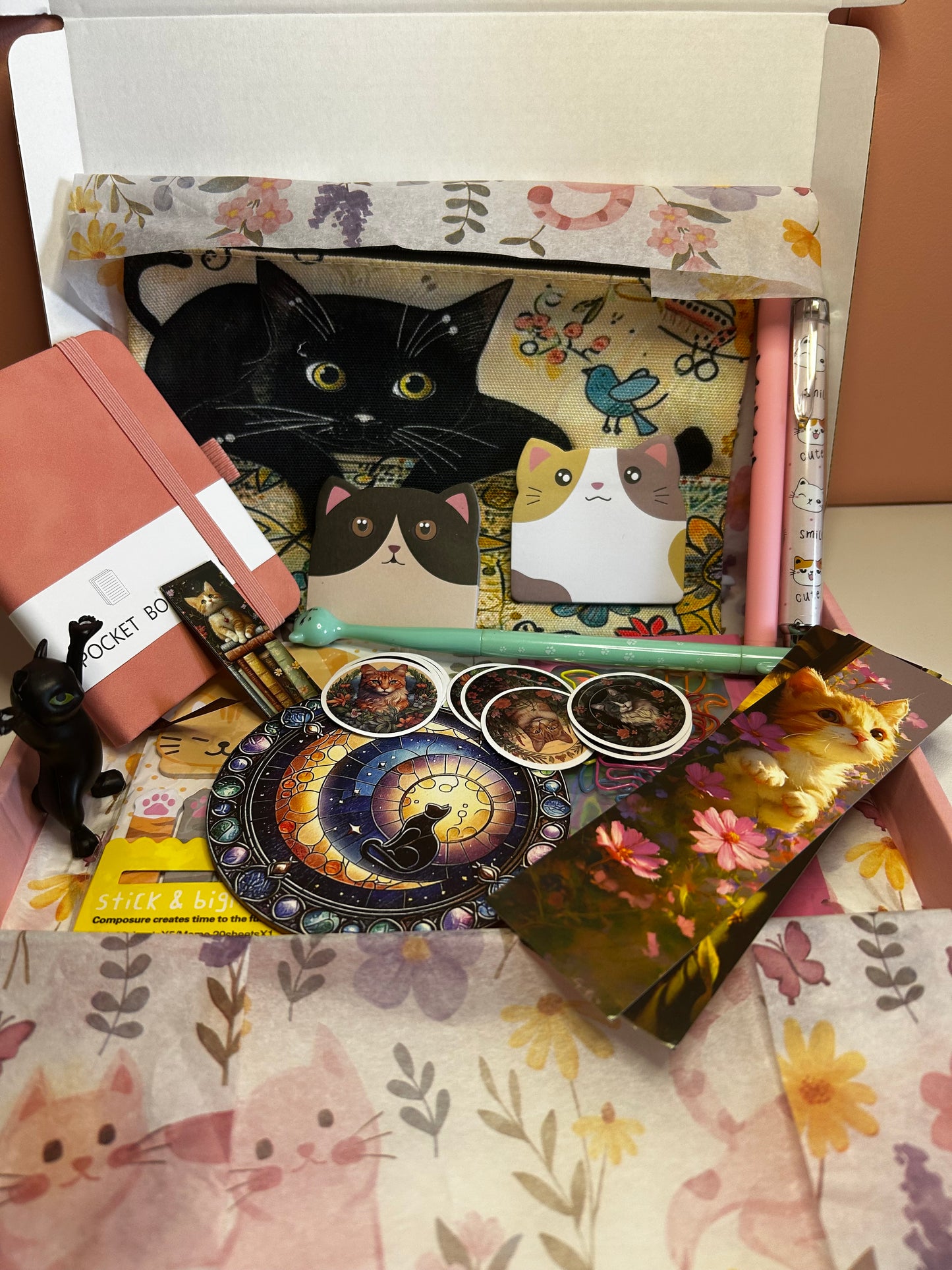 Cat Lovers Mini Gift Bundle