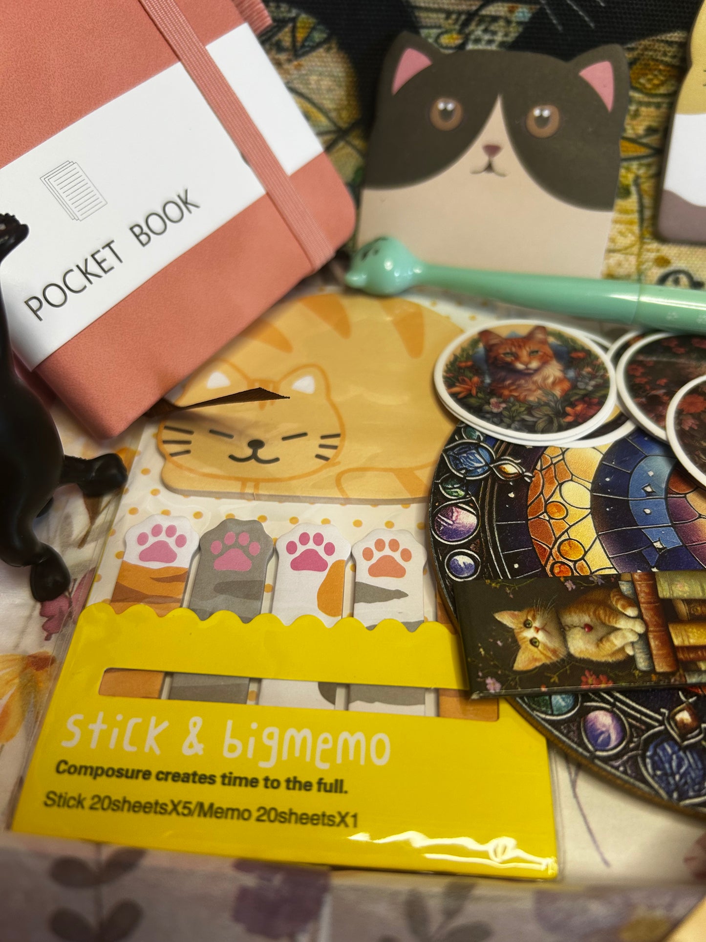Cat Lovers Mini Gift Bundle